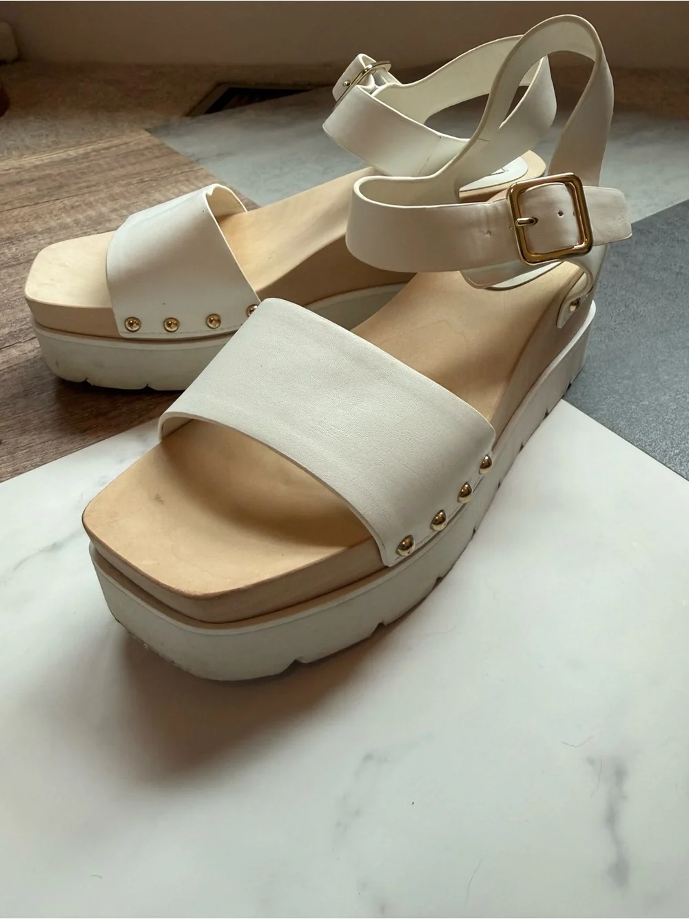 Steve Madden White Platform Sandals with Gold Studs